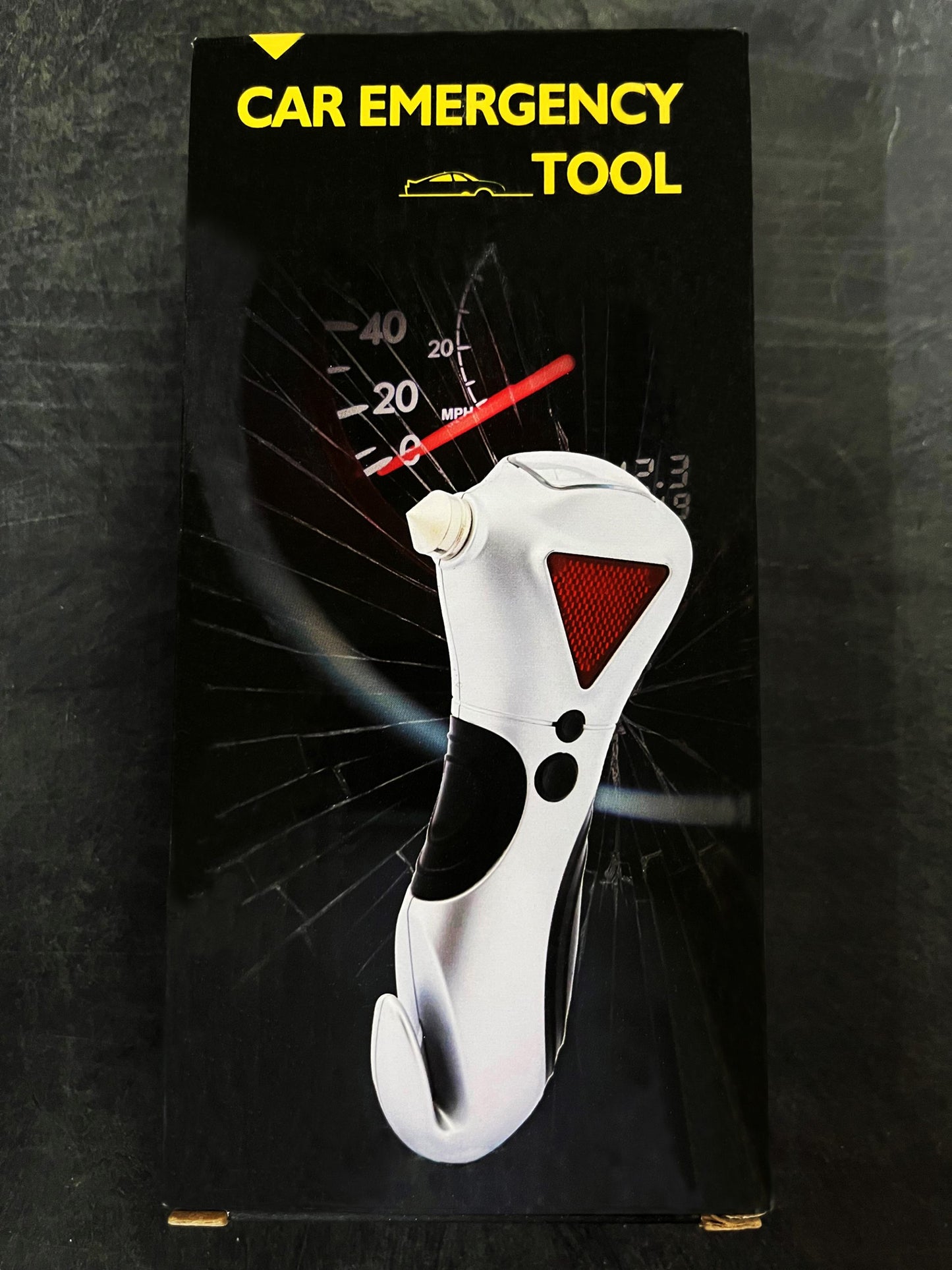 Car emergency tool packaging to show multiple features with an enhanced view, Best car safety tool