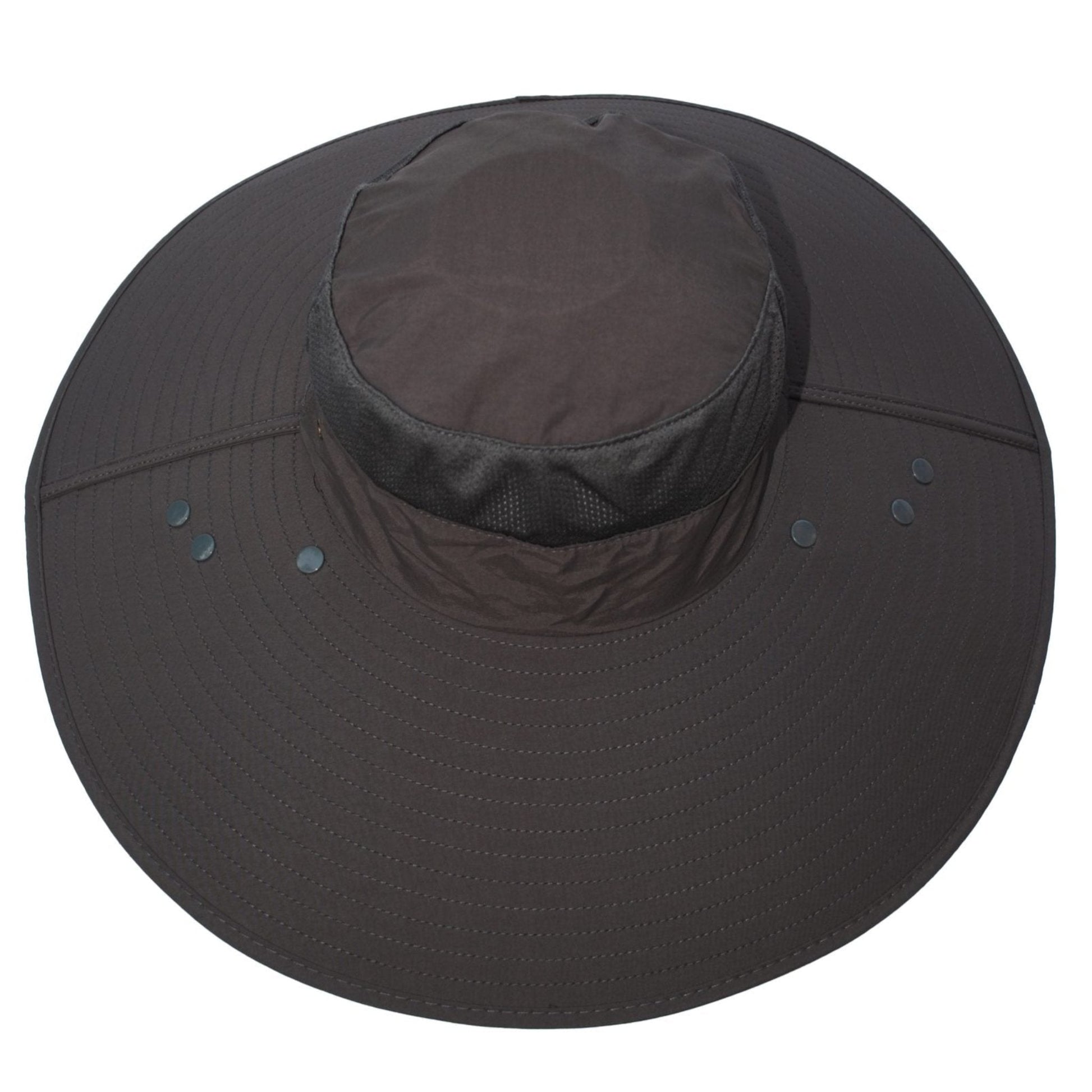 The fishing hat - large is tailor-made to offer expansive sun protection, effectively shielding your head and face from UV rays, Top fishing hat for comprehensive coverage