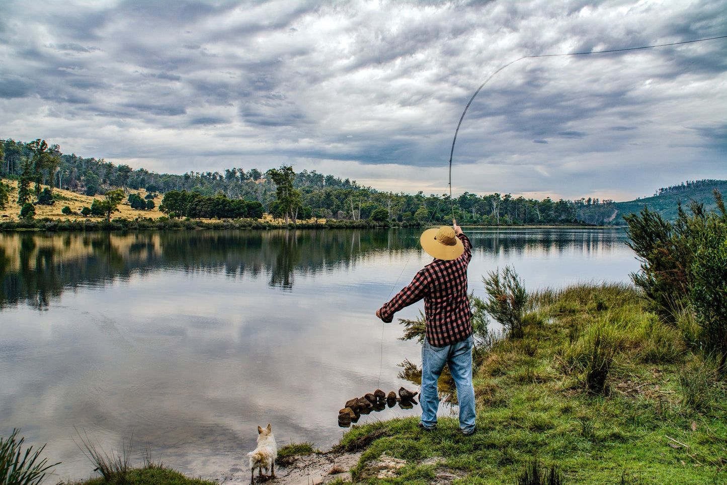 The fishing hat - large not only protects from the sun but also enhances your fishing attire with its stylish and practical design, Most suitable stylish and protective fishing hat