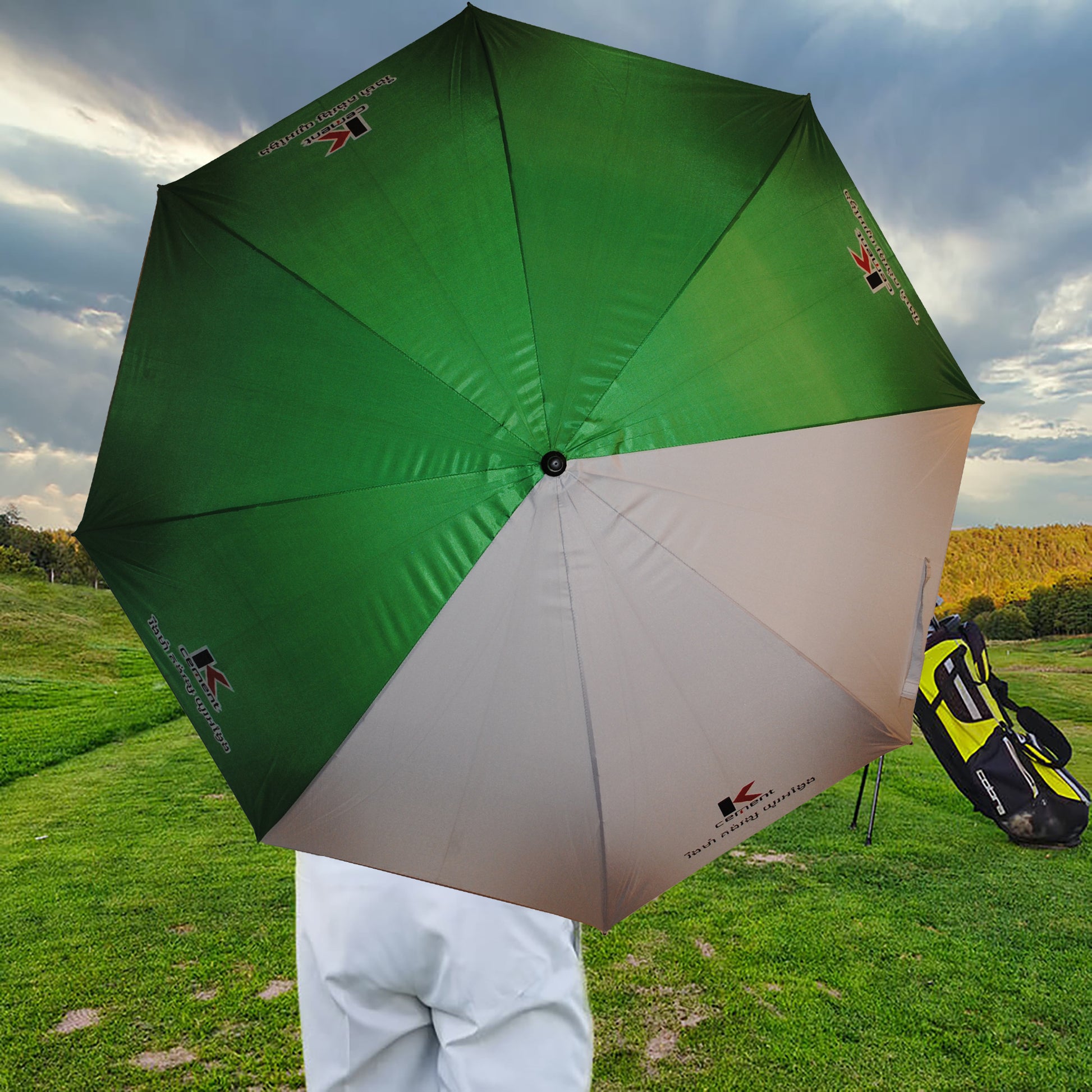 The golf umbrella is simple and easy to use making sure every golfer knows how to use the simple tool to improve their conditions, Best stylish umbrella for golf